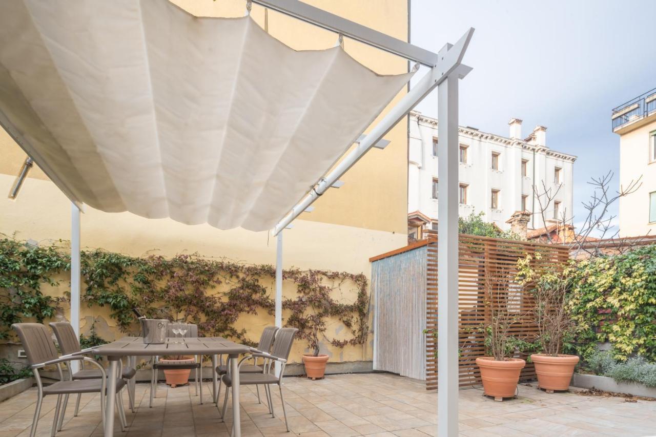 Appartamento Luxury Garden Mansion R&r *